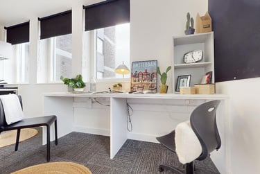 Bronze 2 Bed Apt Plus at iQ Newland House, 49 Mount St, Lenton, Nottingham, NG16HE - Image 3